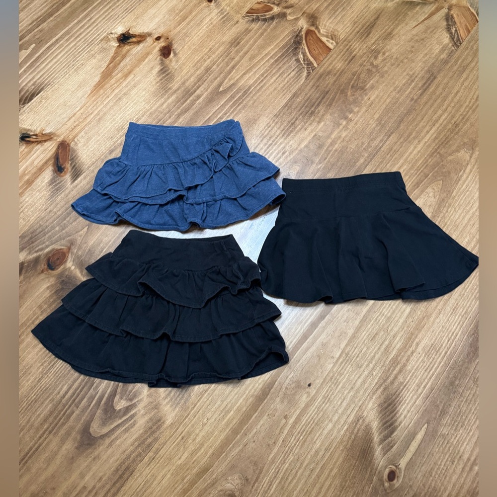 Garanimalss Skort Set 3 - 2 black & 1 Blue Size 4T